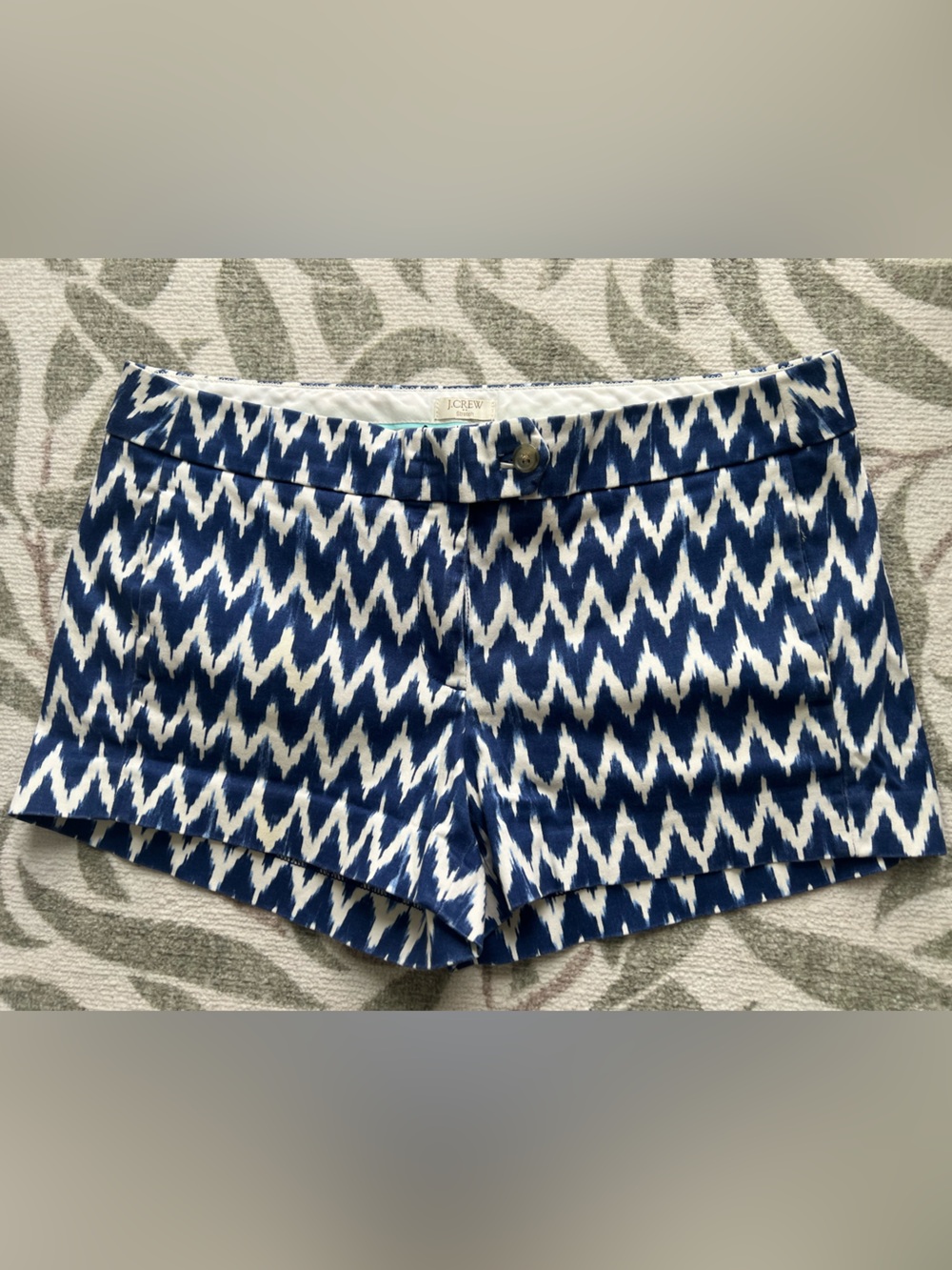 J. Crew Blue & White Zig Zag 5” Shorts